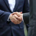 rachat SFR par Bouygues, Orange et Free négociations