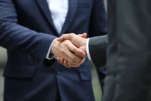 rachat SFR par Bouygues, Orange et Free négociations