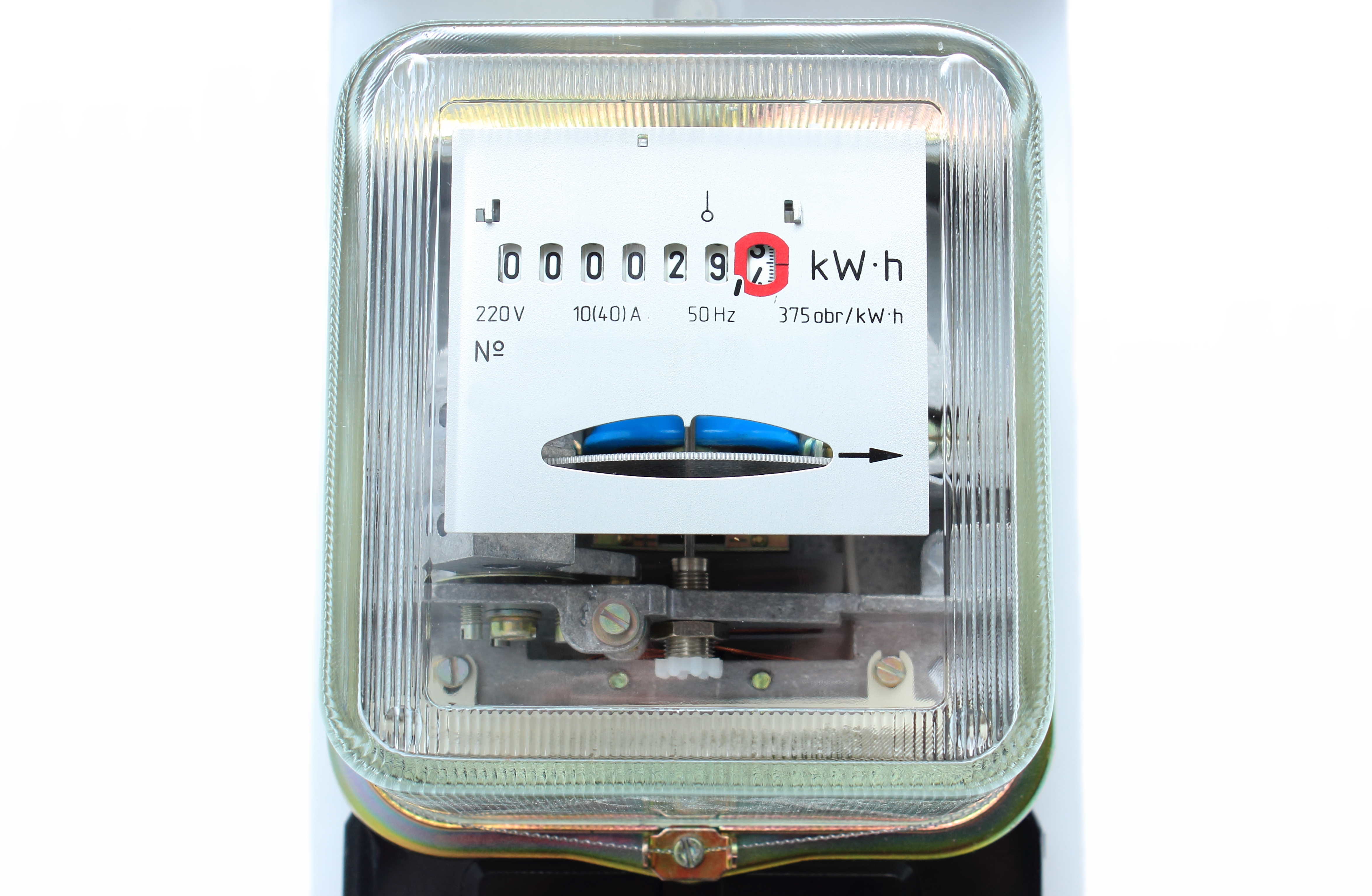 compteur électrique avec la consommation de l'électricité inscrite